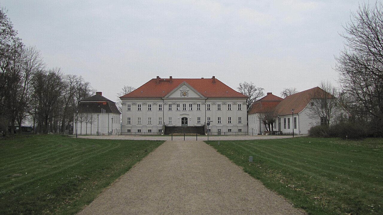 Schloss Hohenzieritz