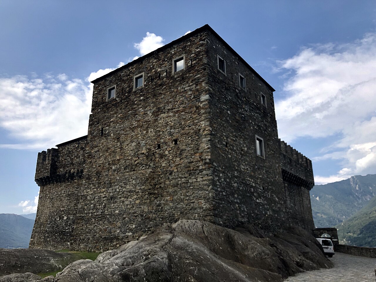 Castello di Sasso Corbaro