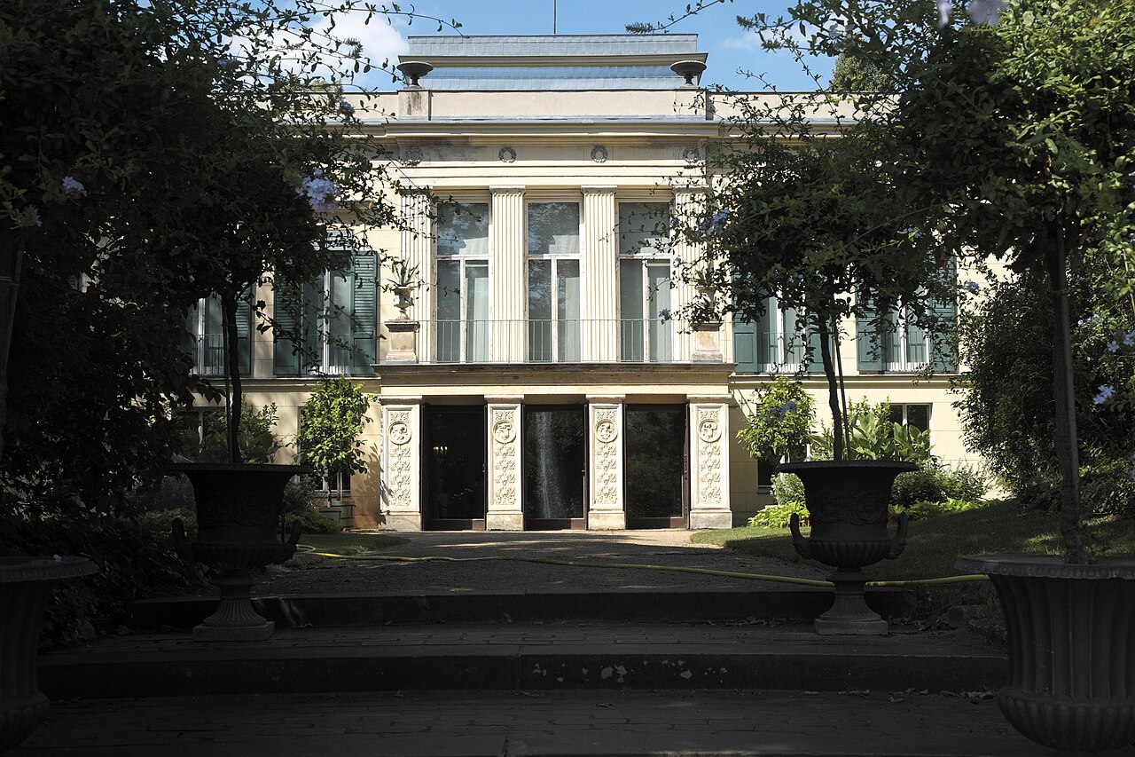 Schloss Glienicke