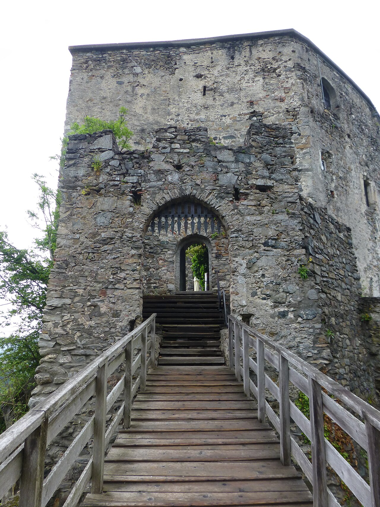 Burg Sommeregg