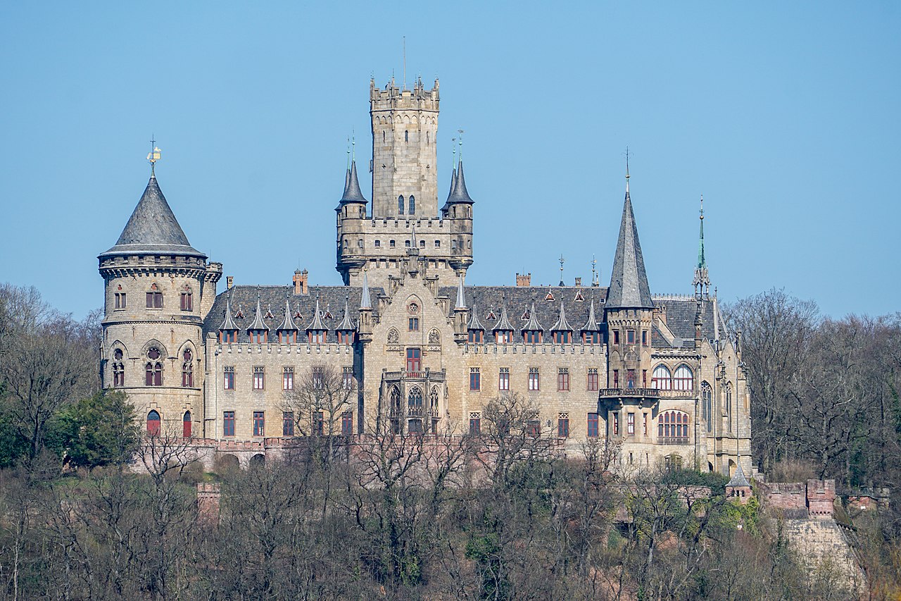 Schloss Marienburg