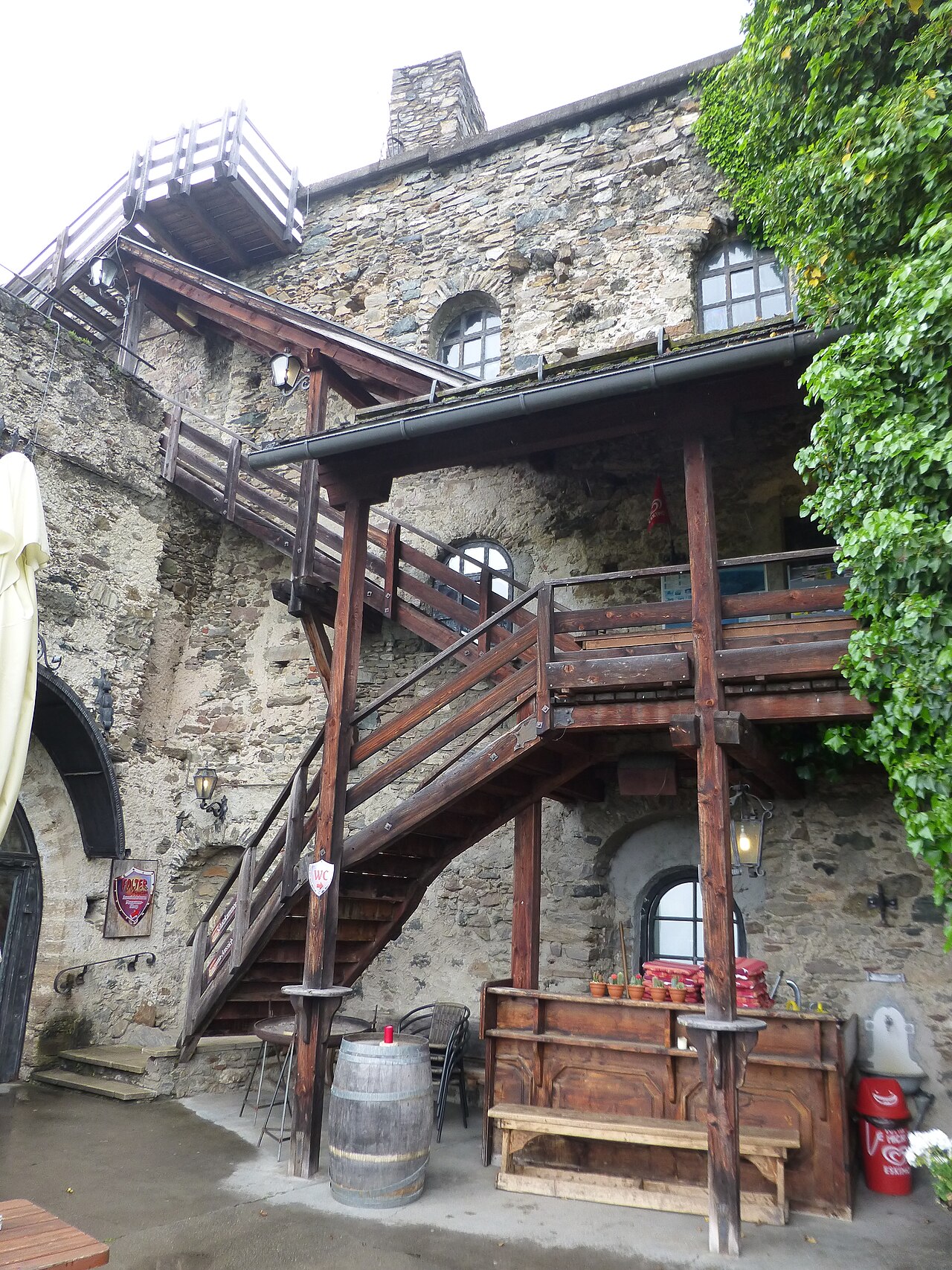 Burg Sommeregg