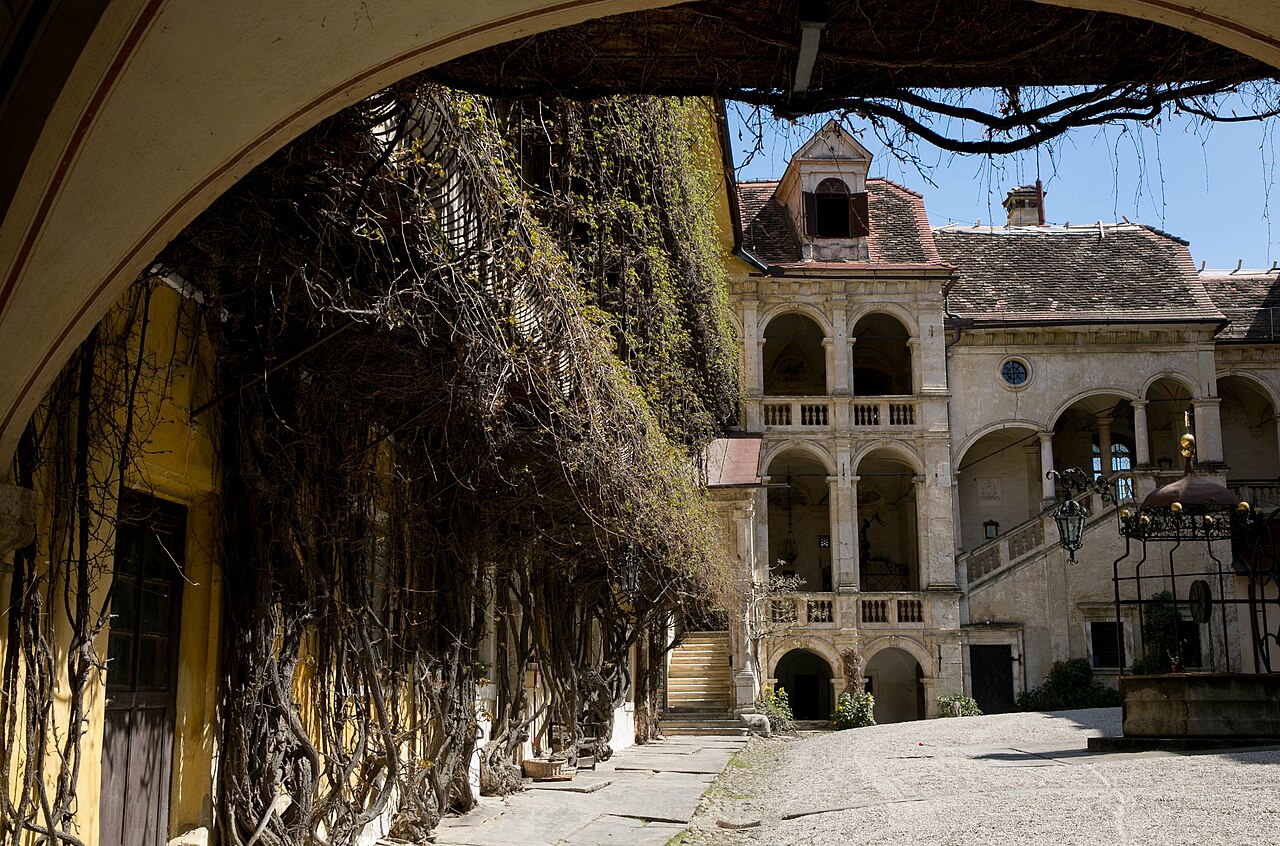 Schloss Hollenegg