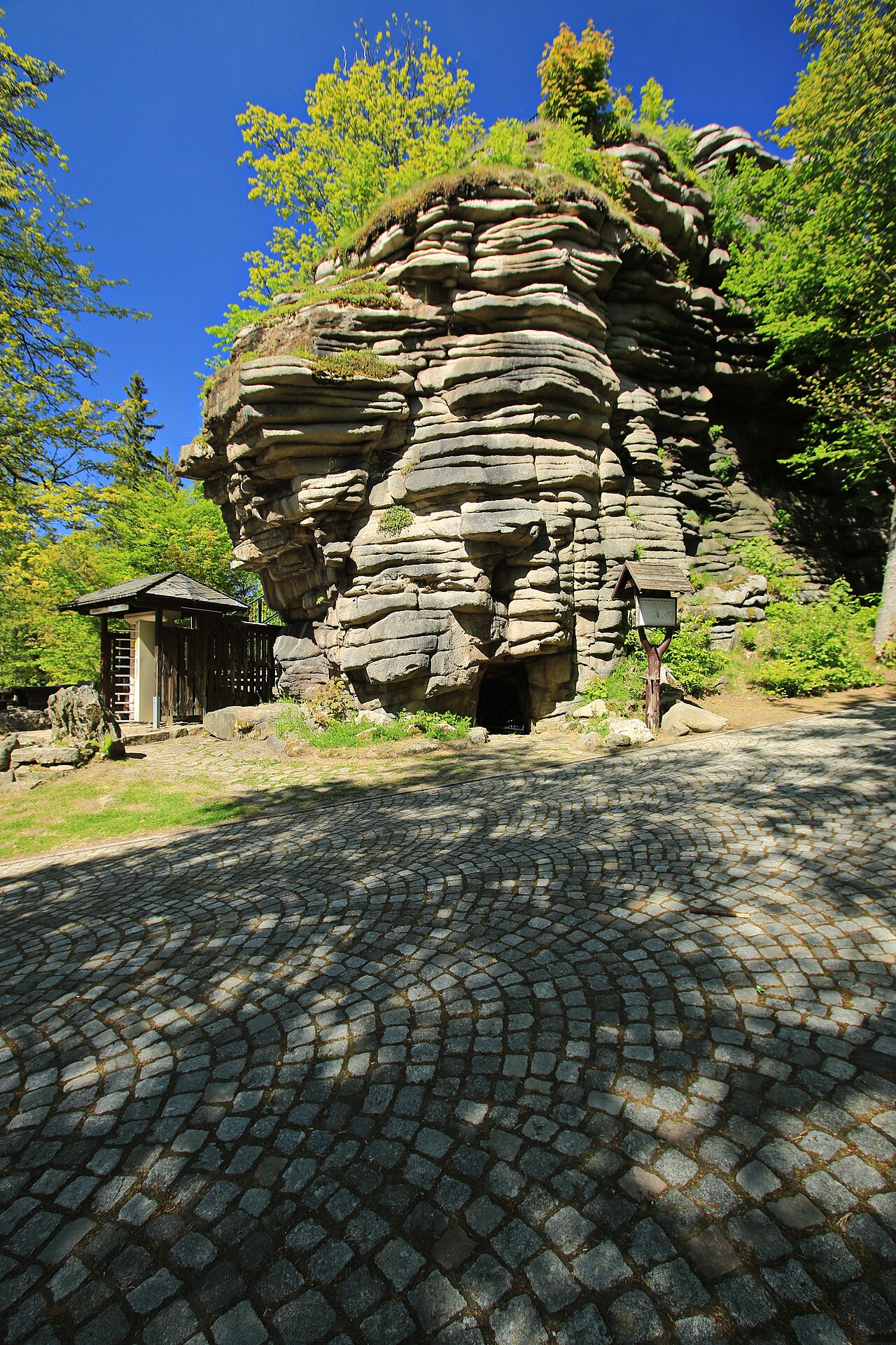 Greifensteine