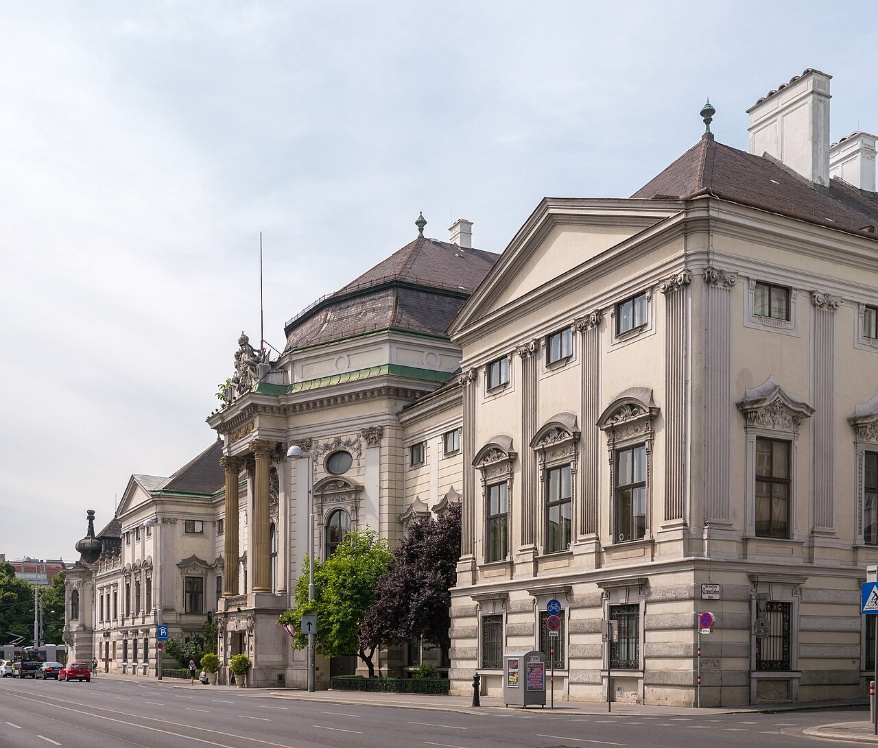 Palais Auersperg