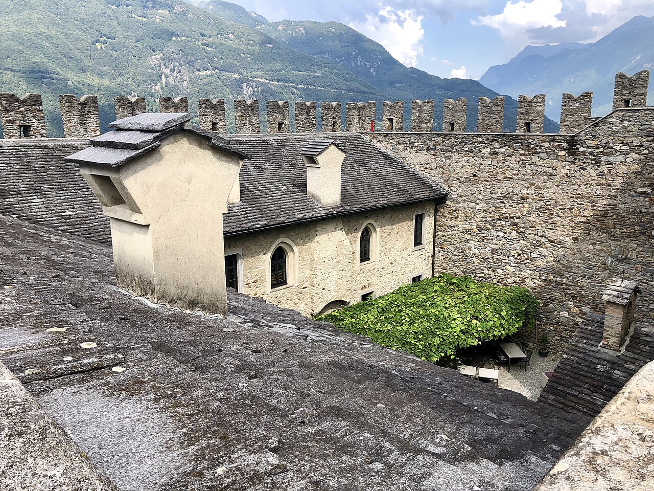 Castello di Sasso Corbaro