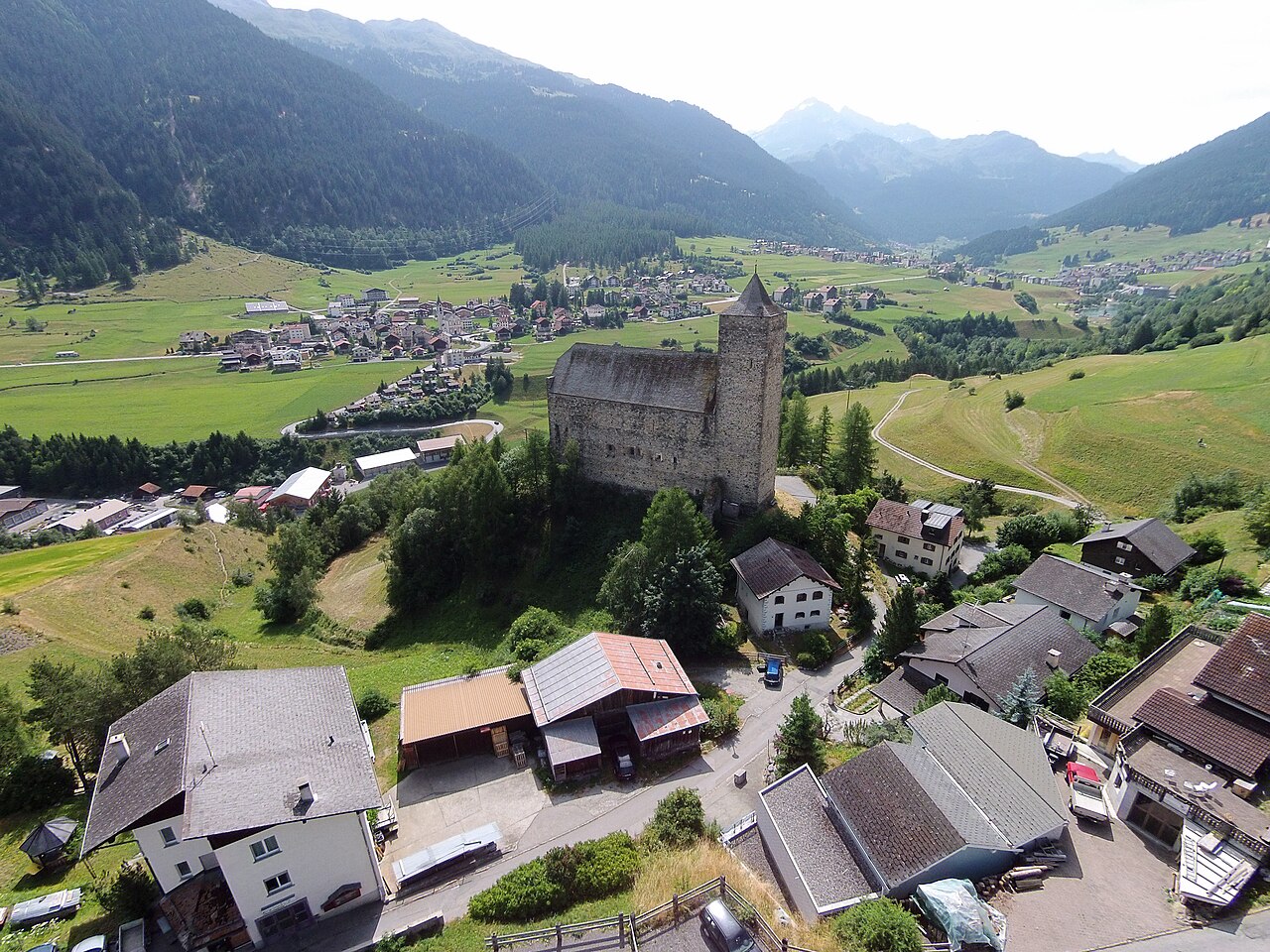 Burg Riom