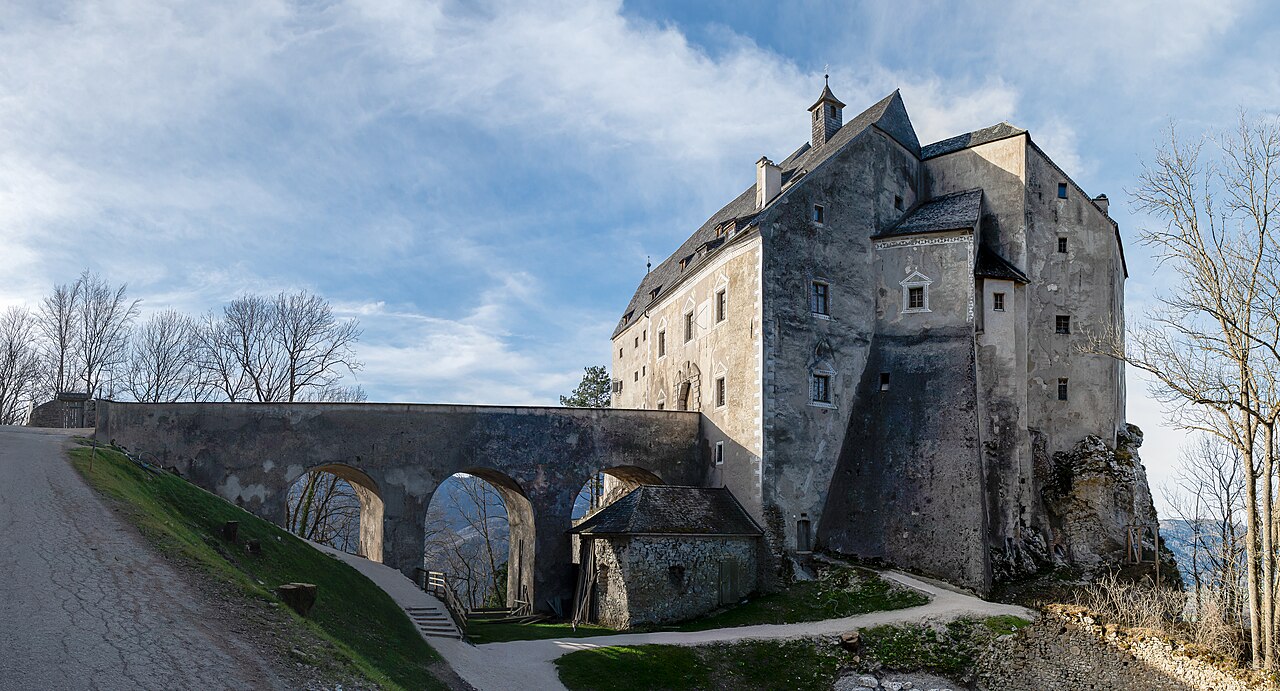 Burg Altpernstein