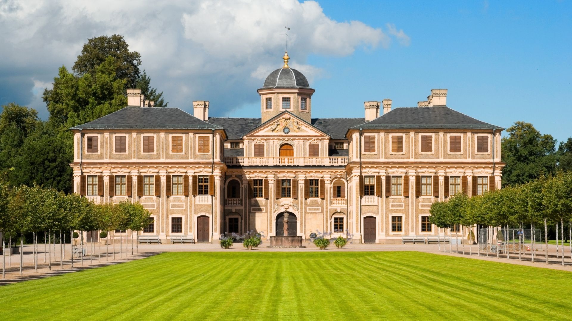 Schloss Favorite