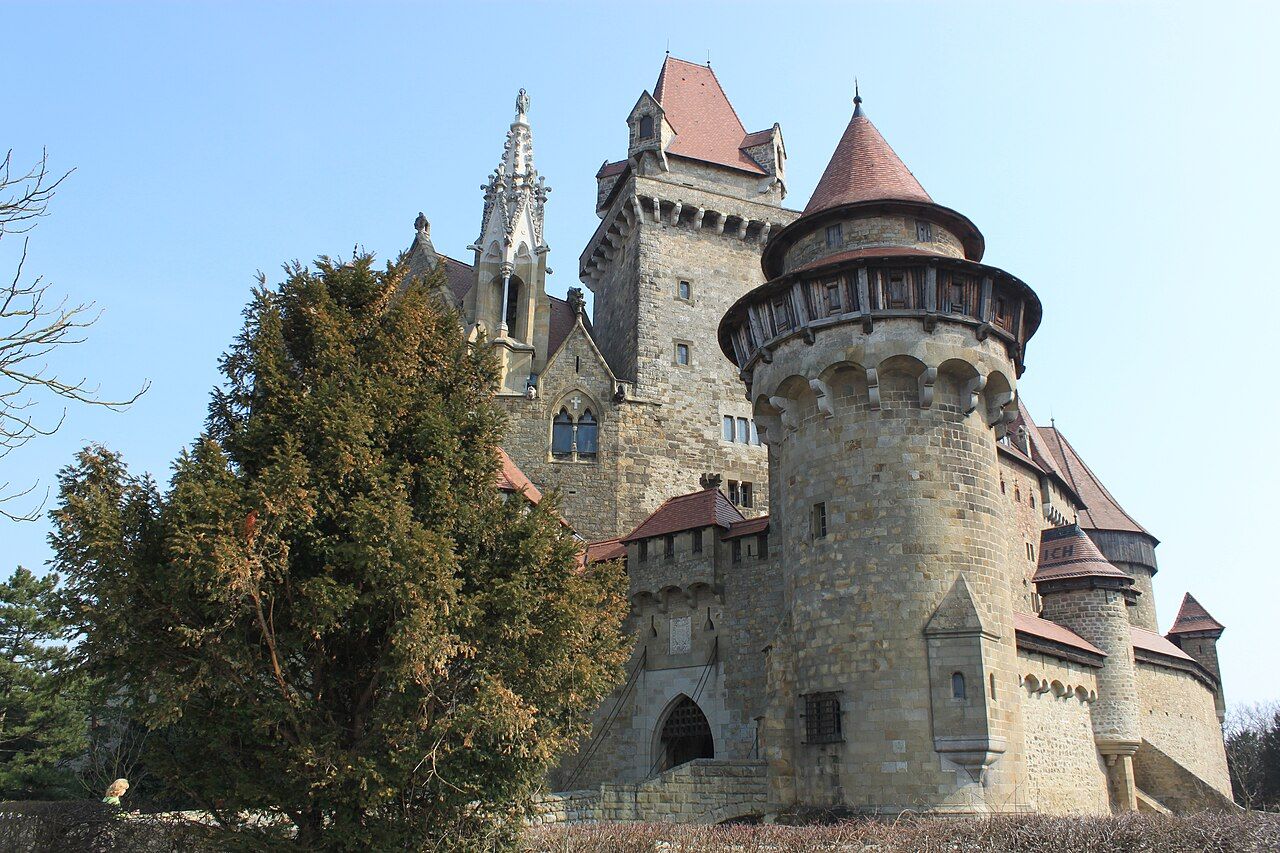Burg Kreuzenstein