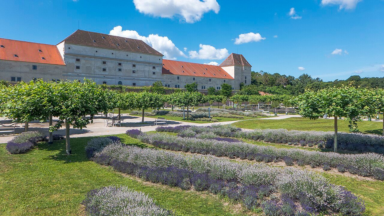 Schloss Neugebäude