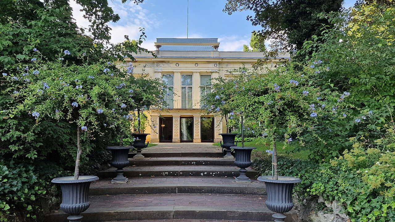 Schloss Glienicke
