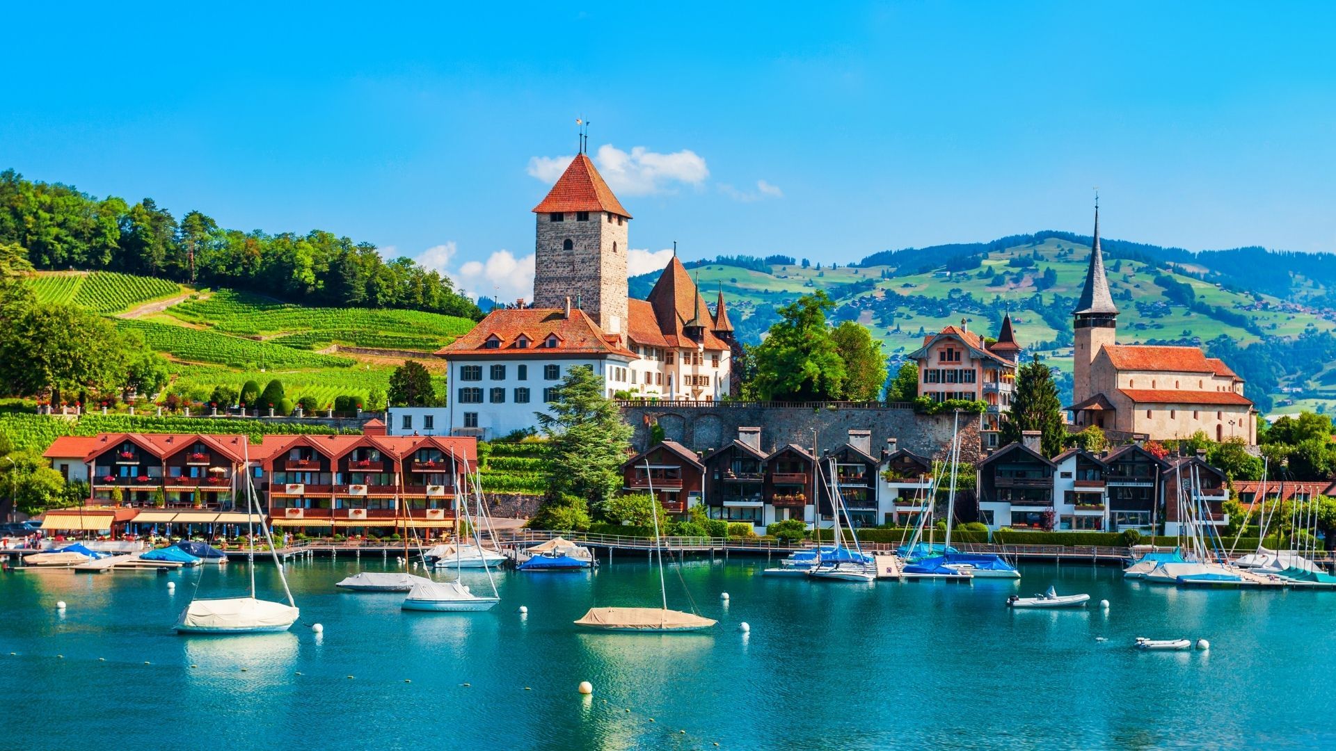 Die 6 schönsten Schlösser in Bern