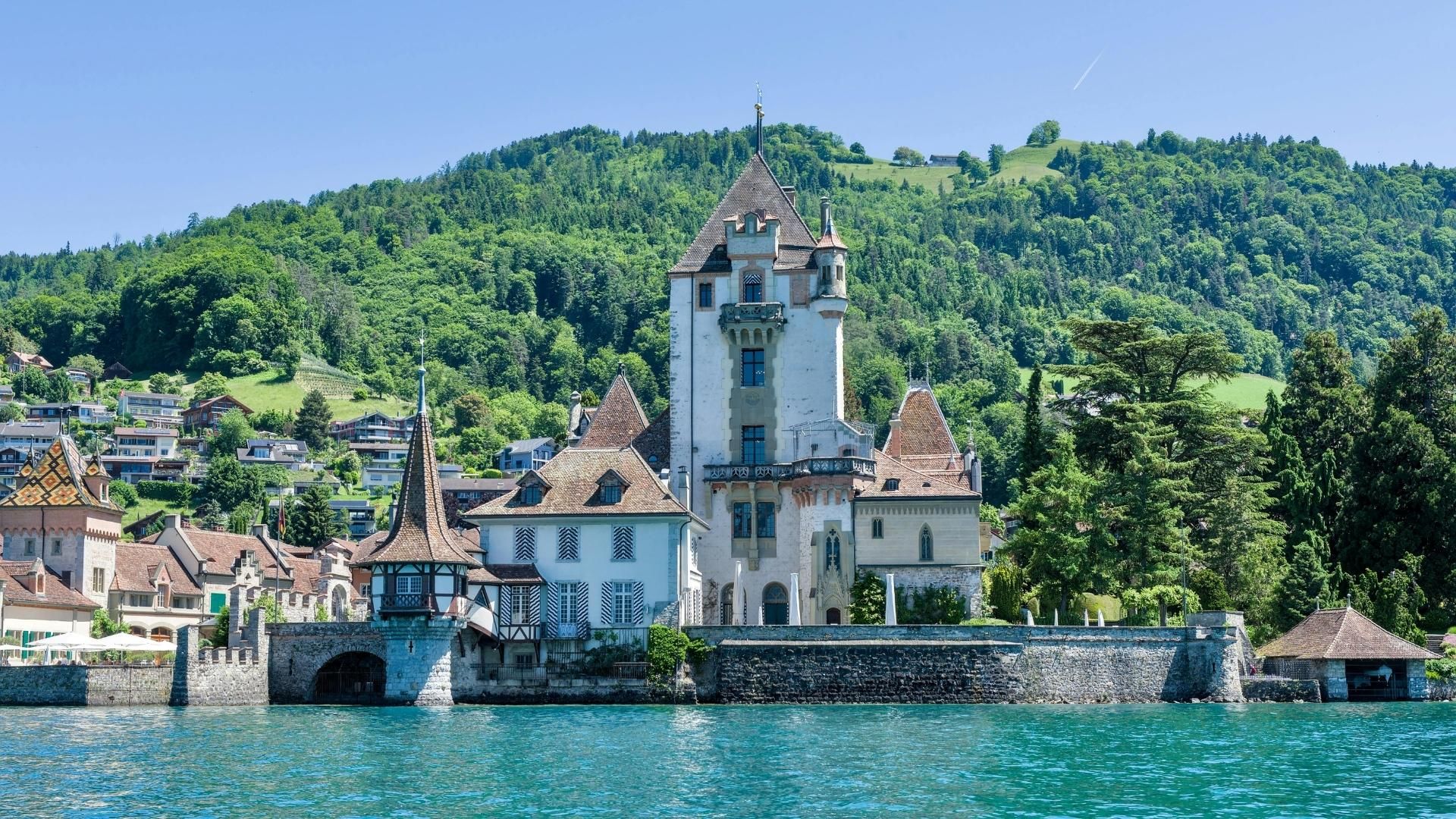 Schloss Oberhofen am Thunersee